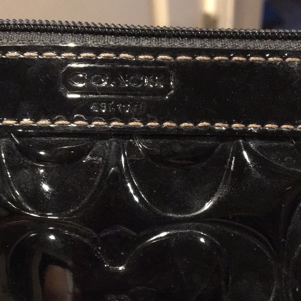 ✨COACH wristlet✨ - Picture 4 of 5